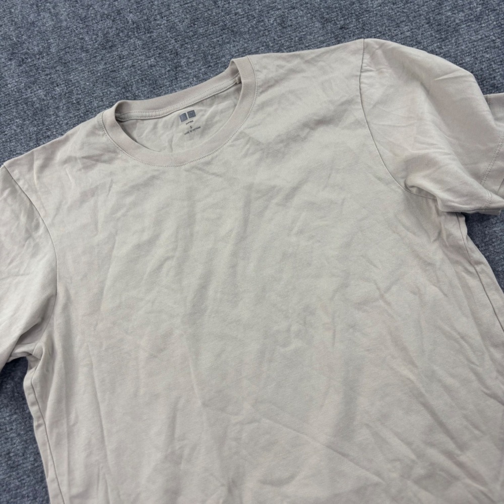Uniqlo Supima Cotton T-Shirt Small Beige Short Sleeve Crew Neck Mens 465494
